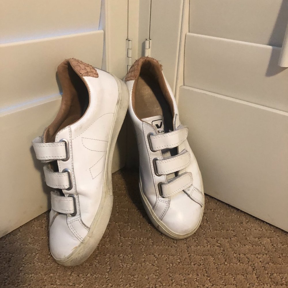 Veja sneakers